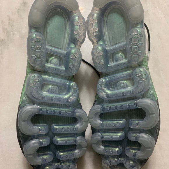 Nike Air VaporMax  Brand New, Never Worn Fuchsia and Neon Green W/GrayBase Color main image 4
